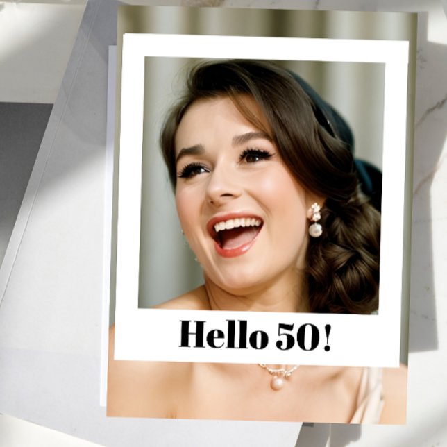 Cartão Postal Aniversário de 50 anos Surpresa de Foto Moderna (Criador carregado)