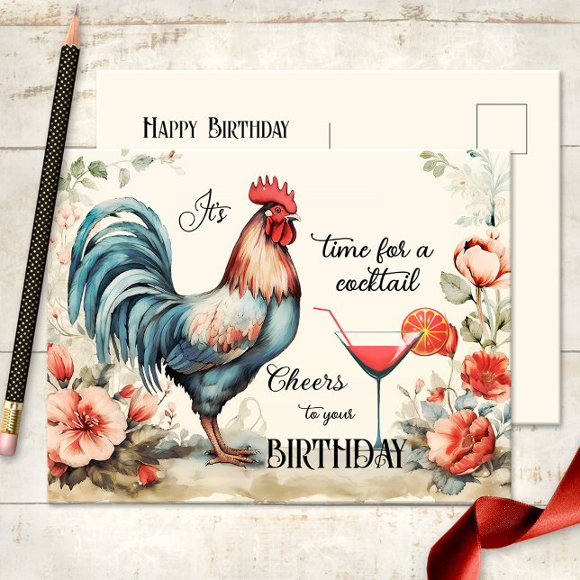Cartão Postal Aniversário do Coquetel do Galo Funny Watercolor (Funny birthday postcard featuring a vintage watercolor rooster with flowers and a cocktail)