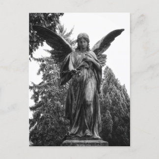 Cartão Postal Anjo Com Asas Espalhadas Segurando Uma Flor