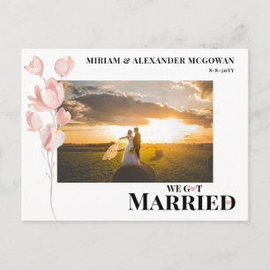 Cartão Postal Anúncio de casamento Floral Nós nos casamos 