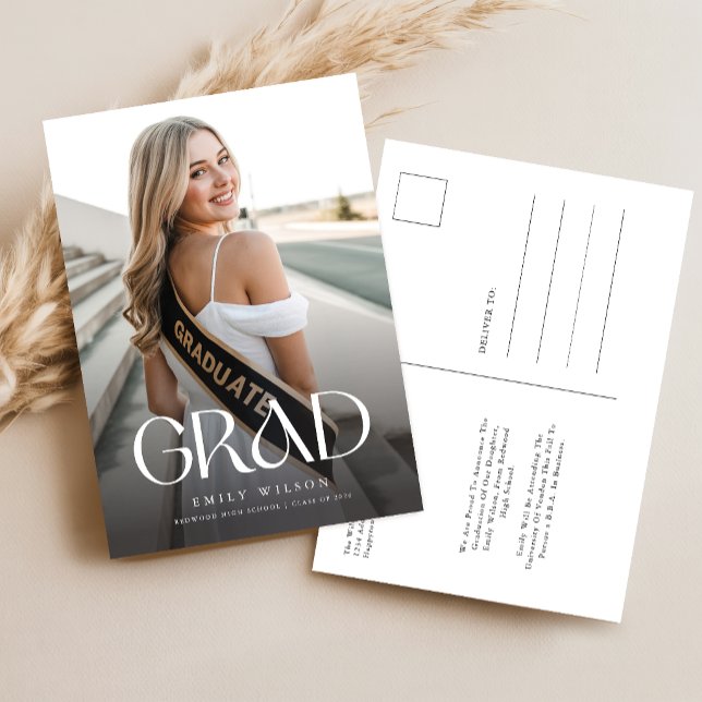 Cartão Postal Anúncio Simples de Conclusão de Curso para Graduad (Criador carregado)