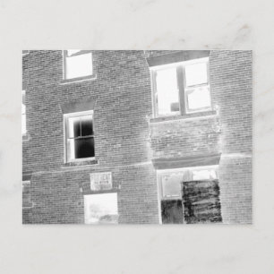 Cartão Postal Apartamento abandonado para o aluguel - negativo