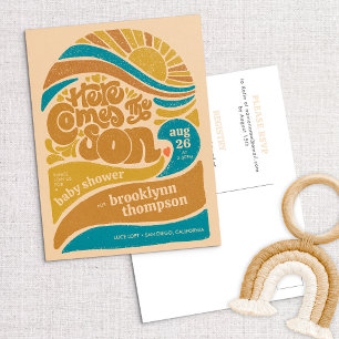 Cartão Postal Aqui vem o Chá de fraldas Filho Retro Baby Boy