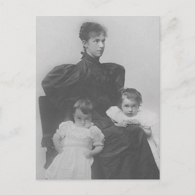 Cartão Postal Arch Duquesa Marie-Valerie, filha Sisi e crianças (Frente)