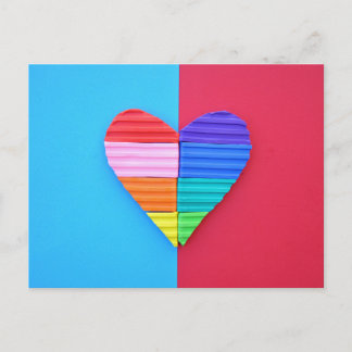 Cartão Postal Arte Pop Amor Gêmeo Corações de Chuva de Cores do