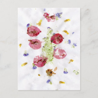 Cartão Postal Artesanato de flores esmagadas, bougie vermelha e