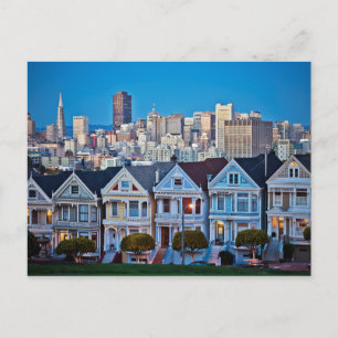 Cartão Postal As Painted Ladies & Skyline   São Francisco, CA
