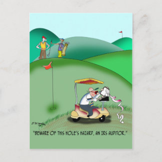 Cartão Postal Auditor IRS em uma Armadilha de Golfe