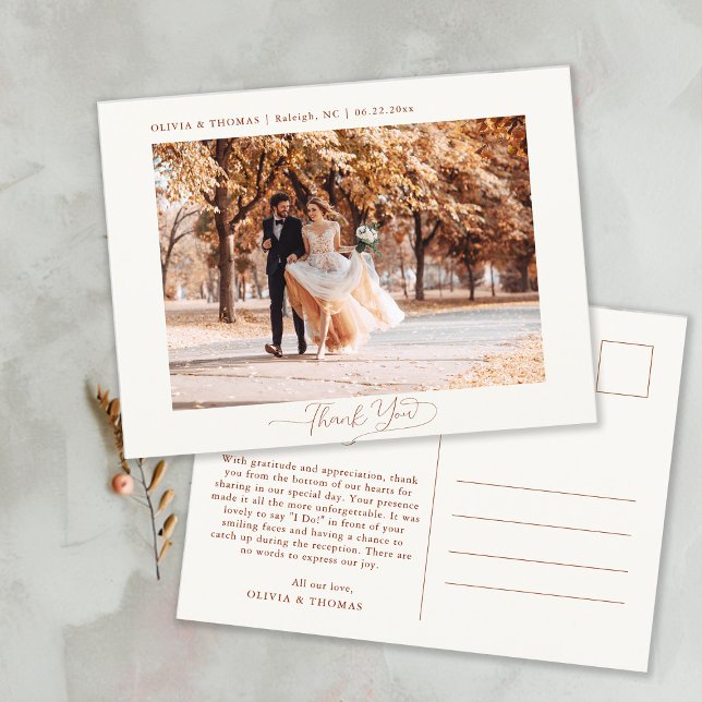Cartão Postal Autumn Deixa Terracotta Foto De Casamento Obrigado (Autumn Leaves Fall Wedding Photo Thank You Postcard terracotta romantic calligraphy simple modern)