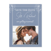 Azul empoeirado com design floral branco