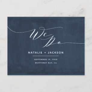 Cartão Postal Azul marinho + branco fazemos casamento elegante