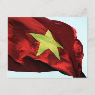 Cartão Postal bandeira do vietname vermelho