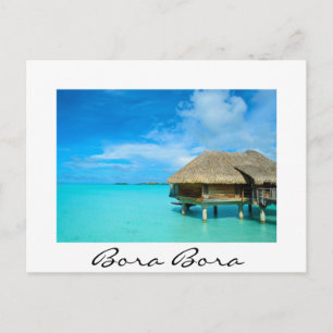 Cartão Postal Bangalô aquático sobre o branco de Bora Bora