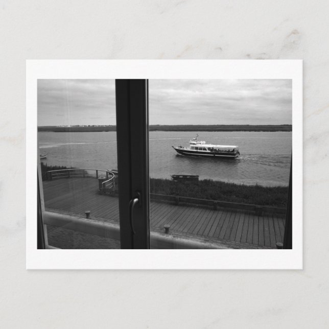 Cartão Postal Barco na baía (Frente)