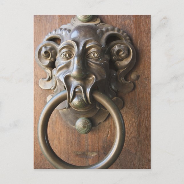 Cartão Postal Batedor de porta no Neue Residenz (Frente)