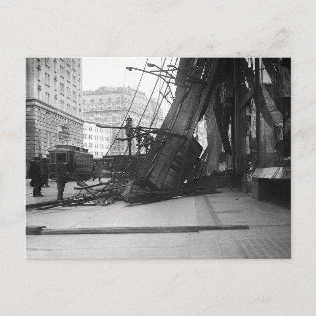 Cartão Postal Batida na Broadway, 1910 (Frente)