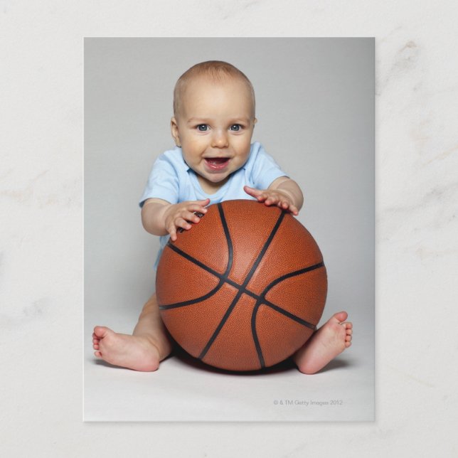 Cartão Postal Bebê (6-9 meses) com basquete, (Frente)