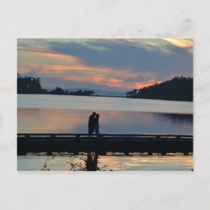 Cartão Postal Beijo no pôr do sol