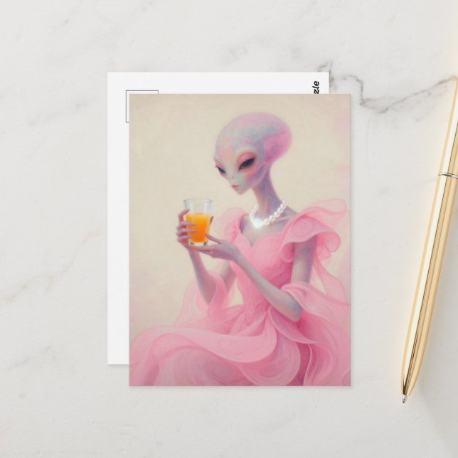 Cartão Postal Bela Senhora Alien em Rosa Com Suco de Laranja (Frente/Verso In Situ)