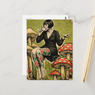Cartão Postal Bela Senhora Bebe Chá Sentada em Cogumelos