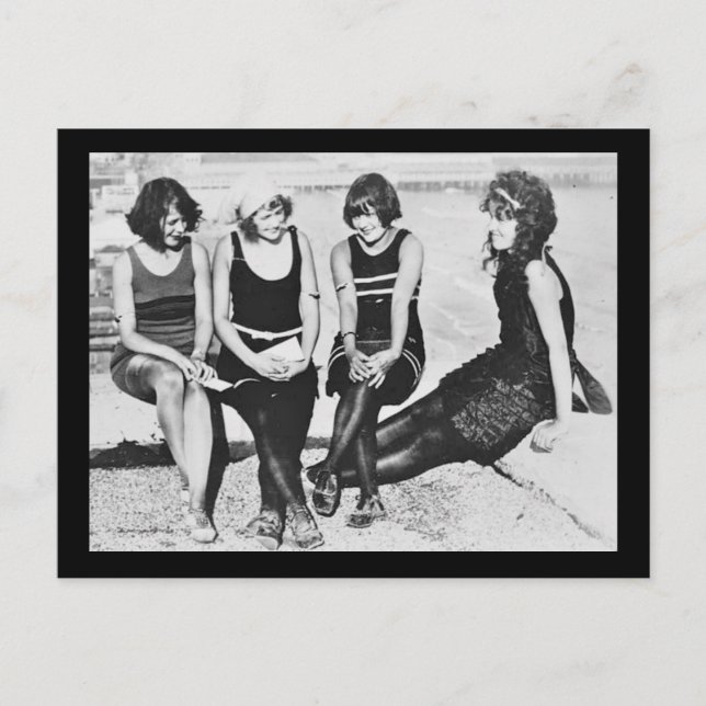 Cartão Postal Beleza Banheira Pals num Pier (Frente)