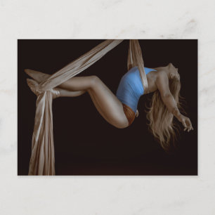 Cartão Postal Belo Desenhador De Seda Aérea Suspenso