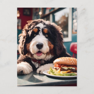 Cartão Postal Bernerdoodle Adorável no Jantar