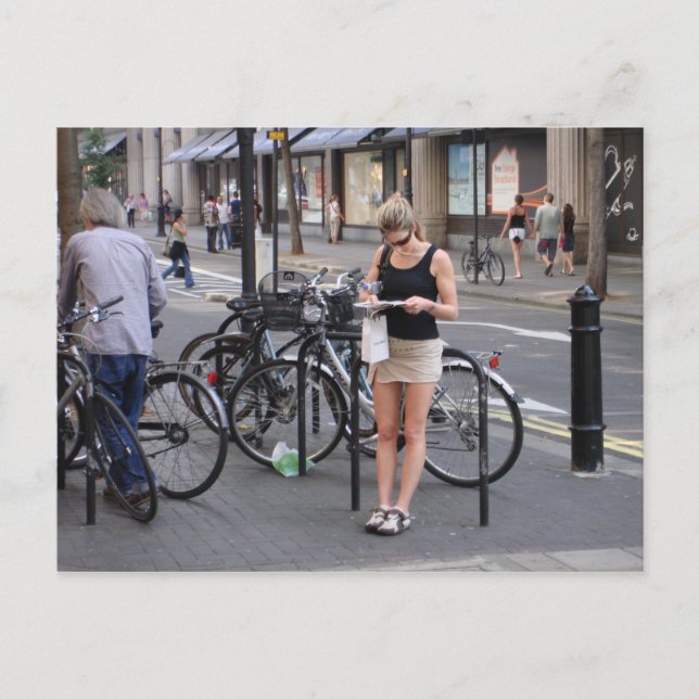 Cartão Postal Bicicleta de minissaia (Frente)