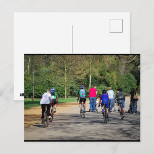 Cartão Postal Bicicletas e Carrinhos de Bebé