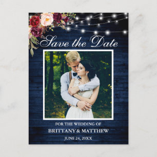 Cartão Postal Blue Wood Lights Burgundy Floral Salvar a Data