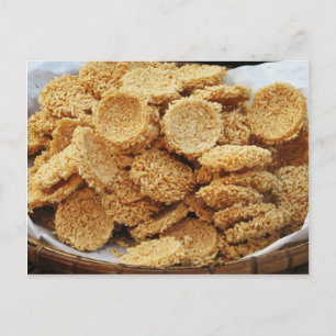 Cartão Postal Bolos de arroz encharcados ~ Comidas de doçarias a