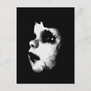 Cartão Postal Boneca assustadora