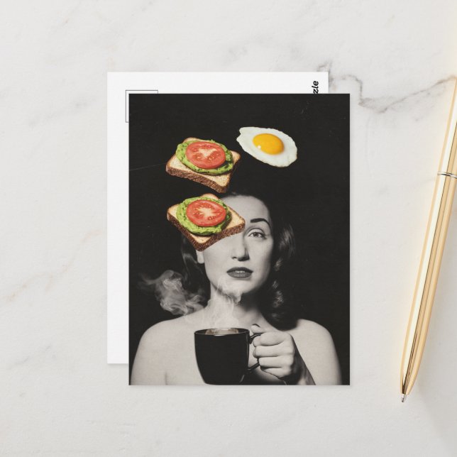 Cartão Postal Brinde surreal com uma mulher de ovo com café (Frente/Verso In Situ)