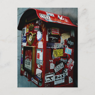 Cartão Postal Bruxelas: Caixa adesiva ou caixa de correio?