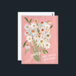 Cartão Postal BUQUÊ de margarida cômoda MOVENDO ANÚNCIO Pintado<br><div class="desc">Envie uma mensagem sobre sua mudança para amigos e familiares com esta adorável arte floral. Personalize este cartão de margarida pintado à mão com seu próprio texto na frente ou atrás! Personalize clicando em "personalizar" para alterar o texto ou "editar design" para alterar fontes, cores e muito mais! Se quiser...</div>
