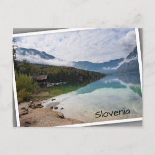 Cartão Postal Cabana junto ao lago Bohinj na Eslovênia