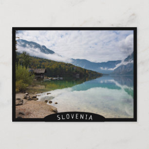 Cartão Postal Cabina ao lado do lago de Bohinj, na Eslovênia