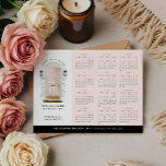 Cartão Postal Calendário 2025 da Porta de Água Rosa Imobiliário<br><div class="desc">Bela e elegante empresa imobiliária 2024 Calendário do cartão de posto. Nosso design apresenta nossa própria porta da frente rosa pincelada de aquarela pintada manualmente. Destacado com toques de ouro no slot da caixa de correio, alça da porta e prato da porta. Luzes escuras modernas do lado de fora e...</div>