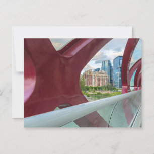 Cartão Postal Calgary Cityscape Através da Ponte da Paz