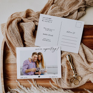 Cartão Postal Caligrafia Esperamos o lançamento do bebê