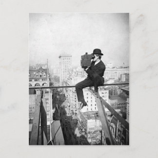 Cartão Postal câmera antiga em uma foto de vintage do prédio da 