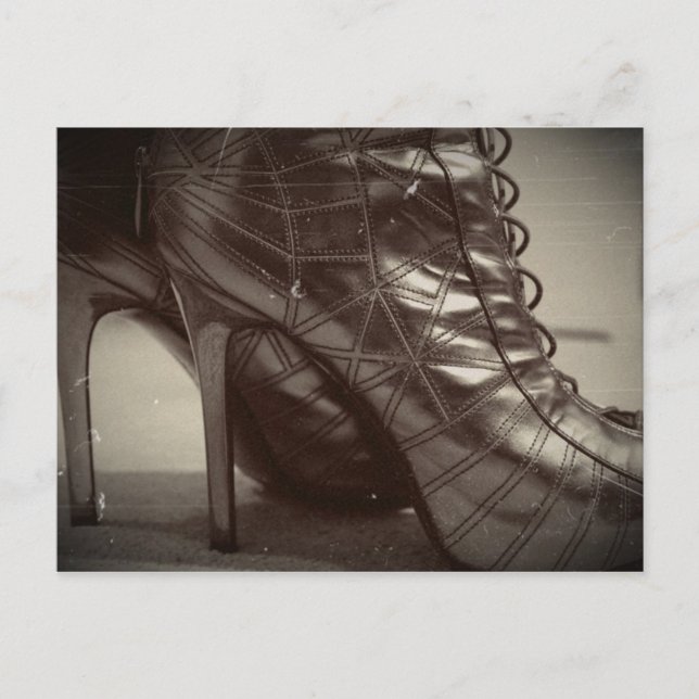 Cartão Postal Caminhando nas minhas calçados (Frente)