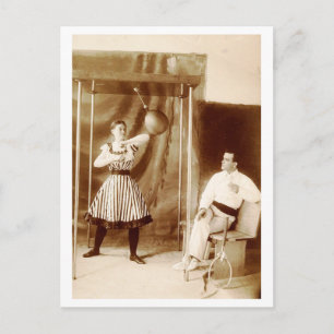 Cartão Postal Campeã Lady Bag Puncher do Mundo Vintage