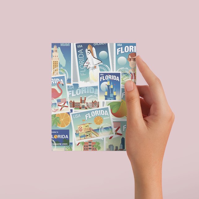 Cartão Postal Carimbos da Flórida (Person holding postcard)