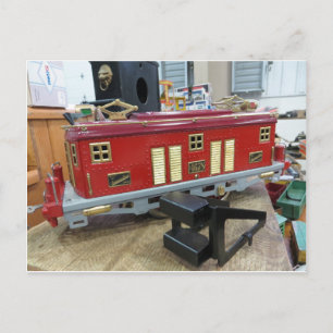 Cartão Postal Carro-comboio de modelo vermelho