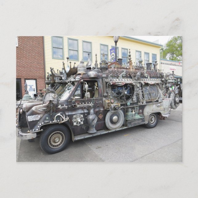 Cartão Postal Carro de escultura de sucata (Frente)
