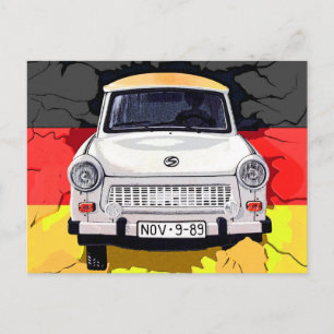 Cartão Postal Carro Trabant e bandeira alemã, Muro de Berlim