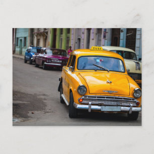 Cartão Postal Carros antigos nas ruas de Havana