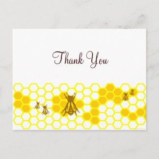 Cartão Postal Cartão-postal personalizado de Honey Bee Honeycomb