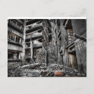 Cartão Postal Cartaz postal do Edifício Abandonado no Japão